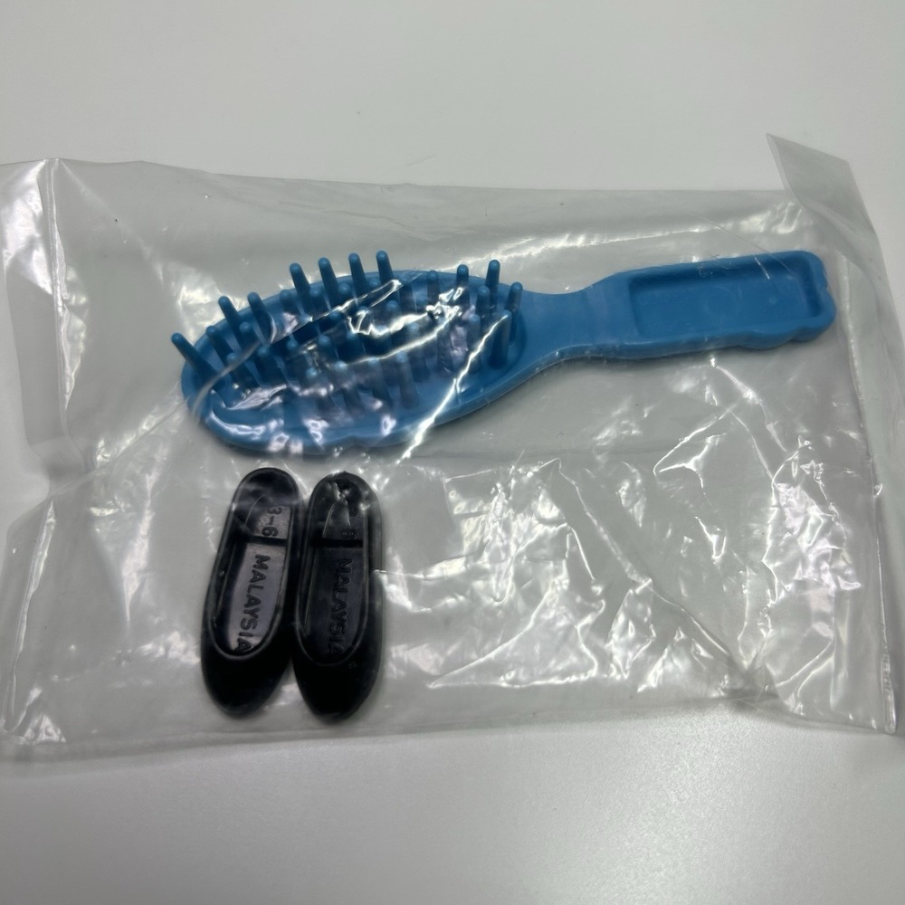 VTG Barbie Doll Black Flats & Hair Brush Replacement NEW SEALED 1990s